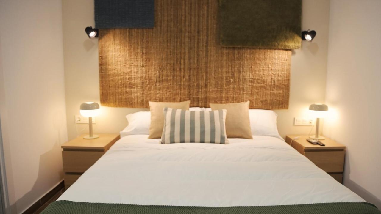 Hotel Los Alamos Boutique Пласенсия Экстерьер фото